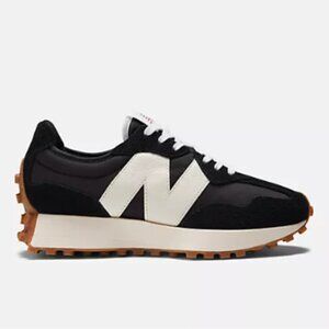 Nice Offer❗ New Balance Women's 327 Shoes. Black/White/Gum color - NWT